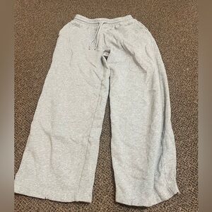 Grey Old Navy wide leg sweats